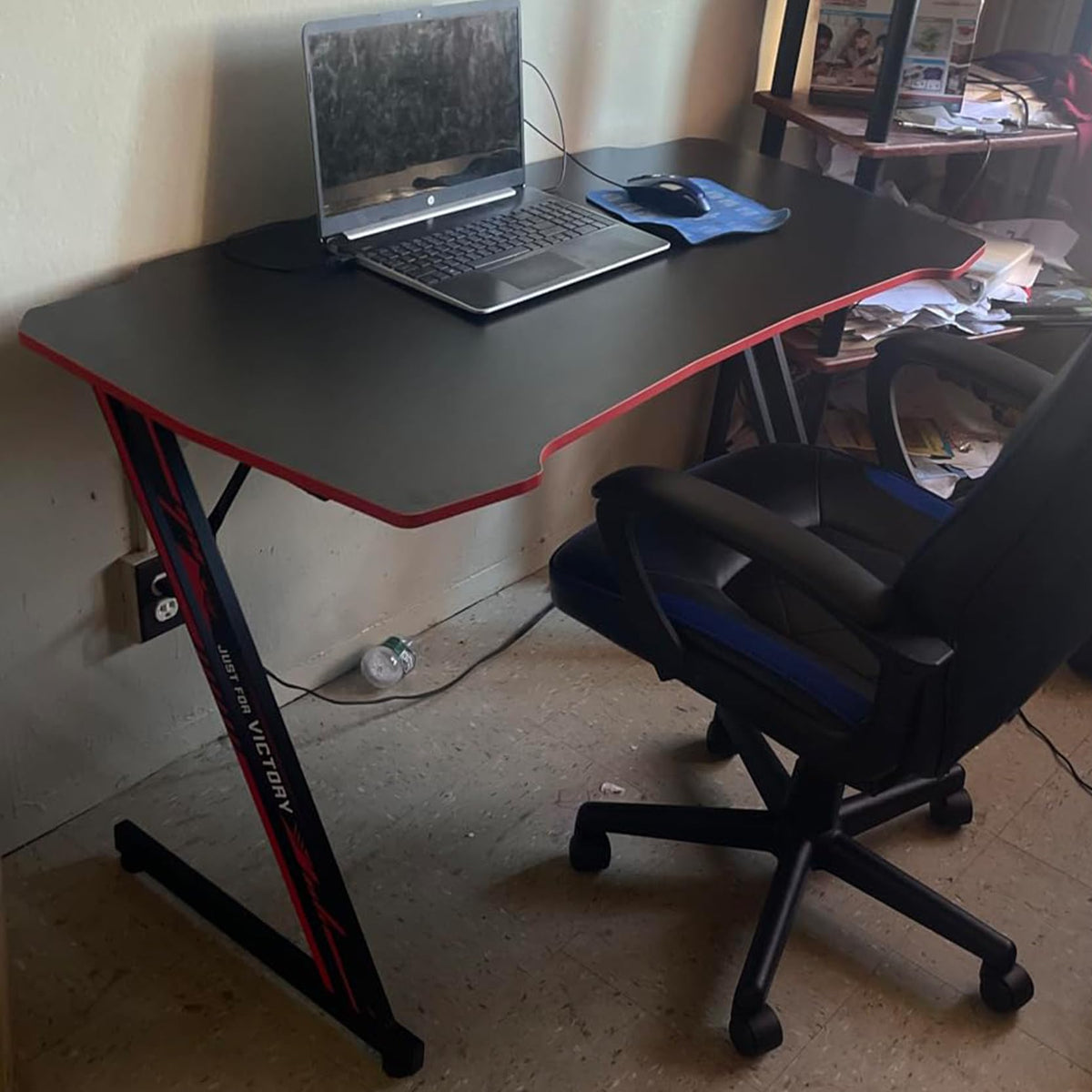 47 Inch Gaming Desk with Headphone Hook J913412