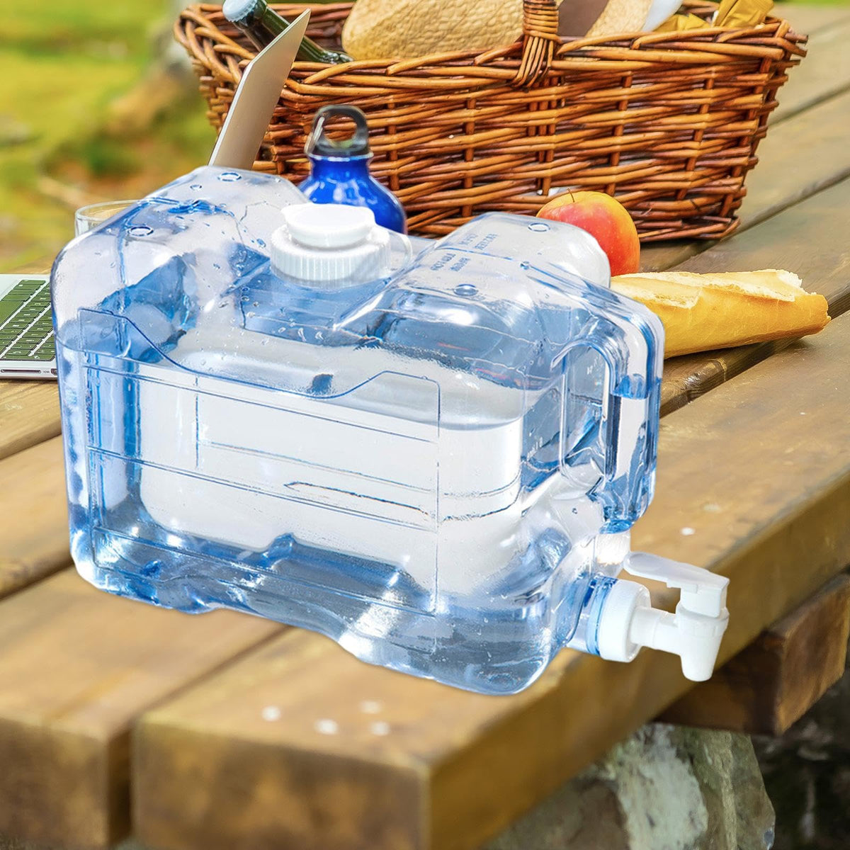 5.7L Water Container with Lid and Handle H19048