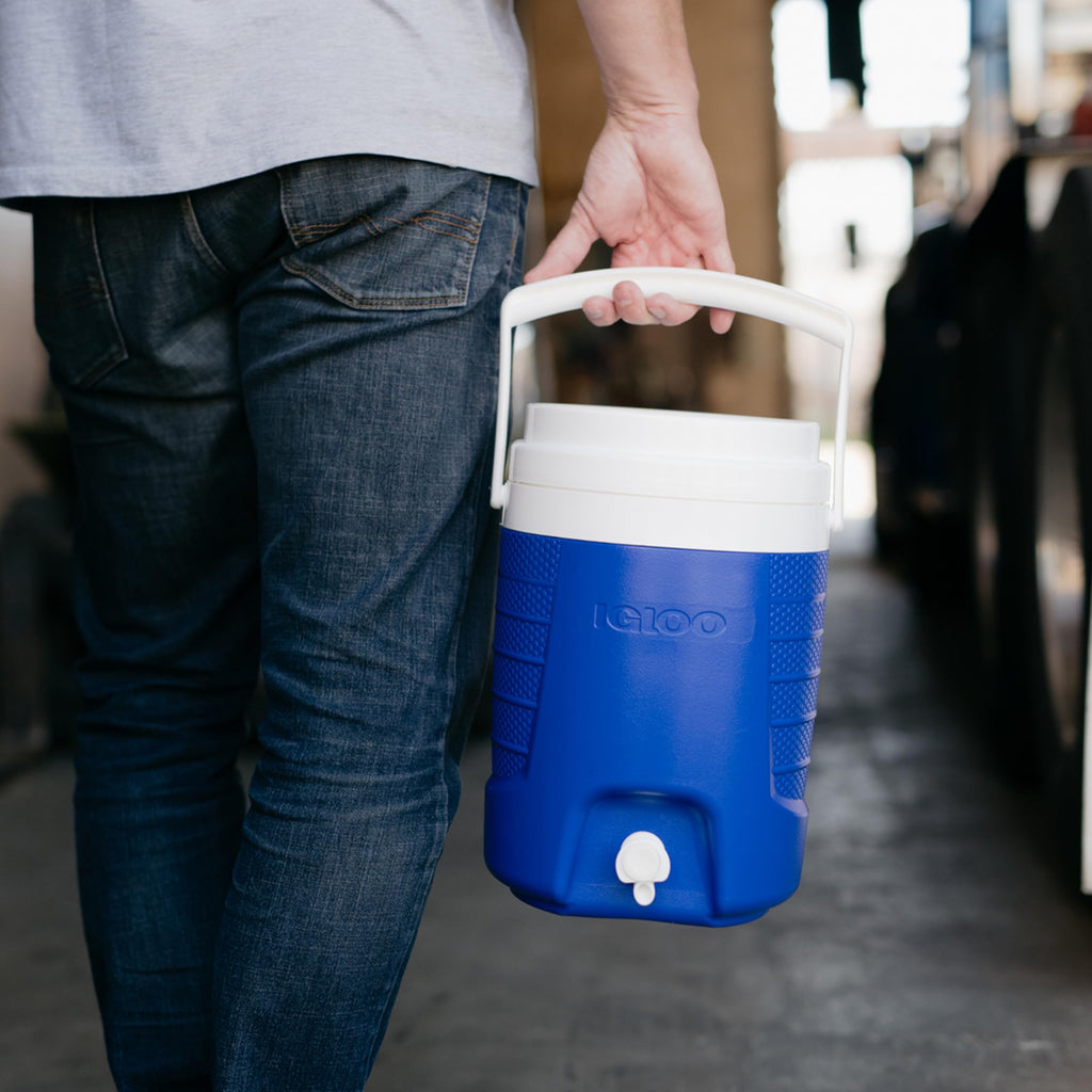 2 Gallon Insulated Portable Beverage Dispenser O861